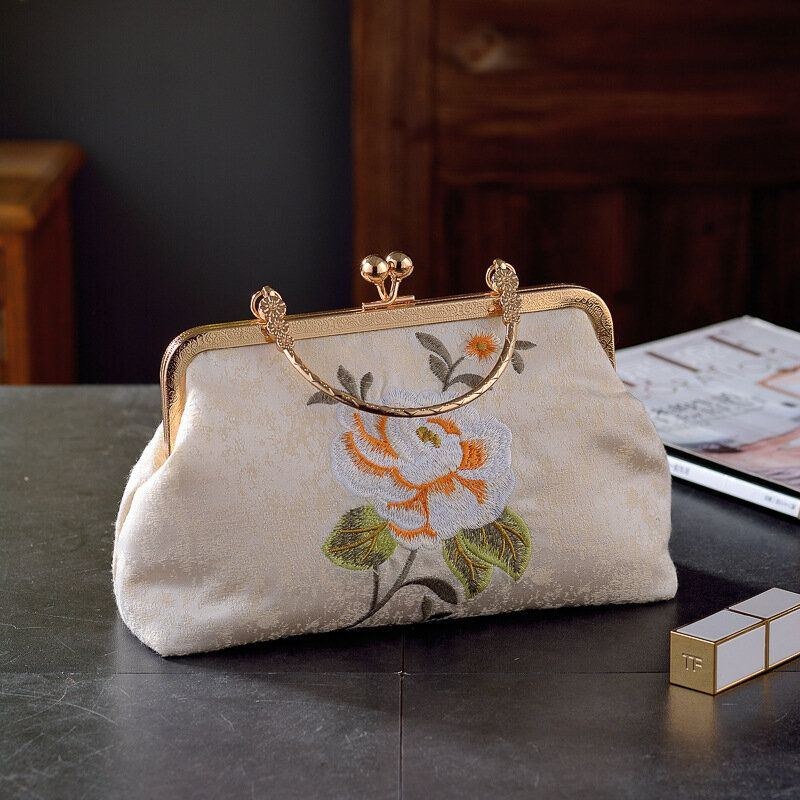 Dame Elegant Kinesisk Stil Blomstermønster Broderi Håndtaske Udsøgt Hardware Design Fin Tekstur Stof Cheongsam Clutch Taske