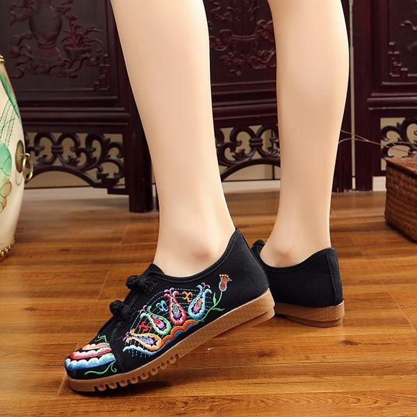 Dame Broderi Casual Retro Cloth Flat Loafers